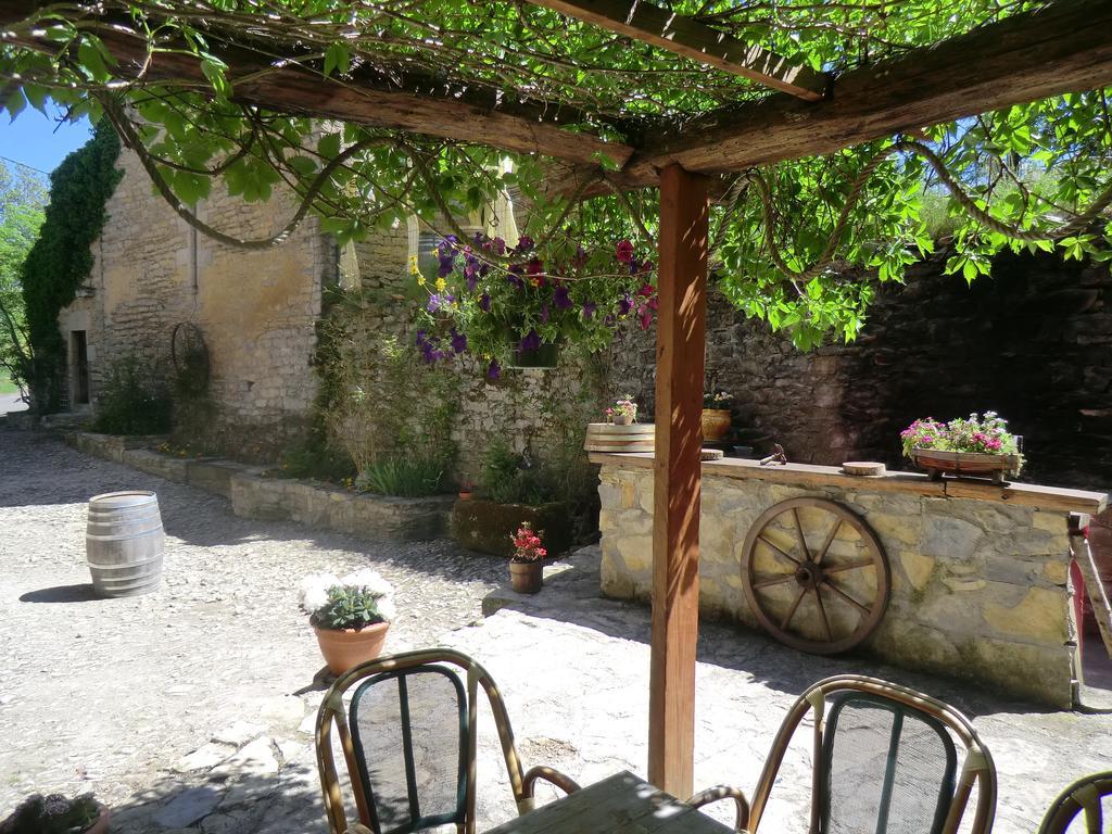 Domaine D'Alcapies Bed & Breakfast Saint-Jean-d'Alcapies Luaran gambar